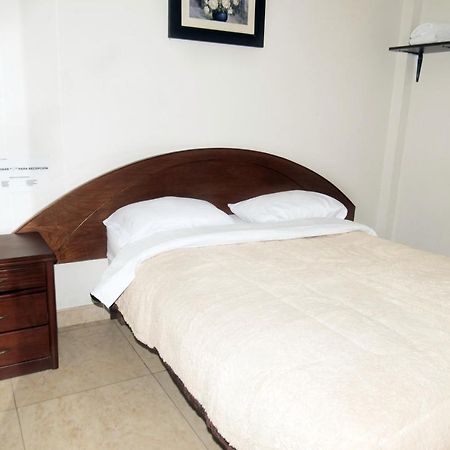 Hostal Suenos Brena Lima Buitenkant foto