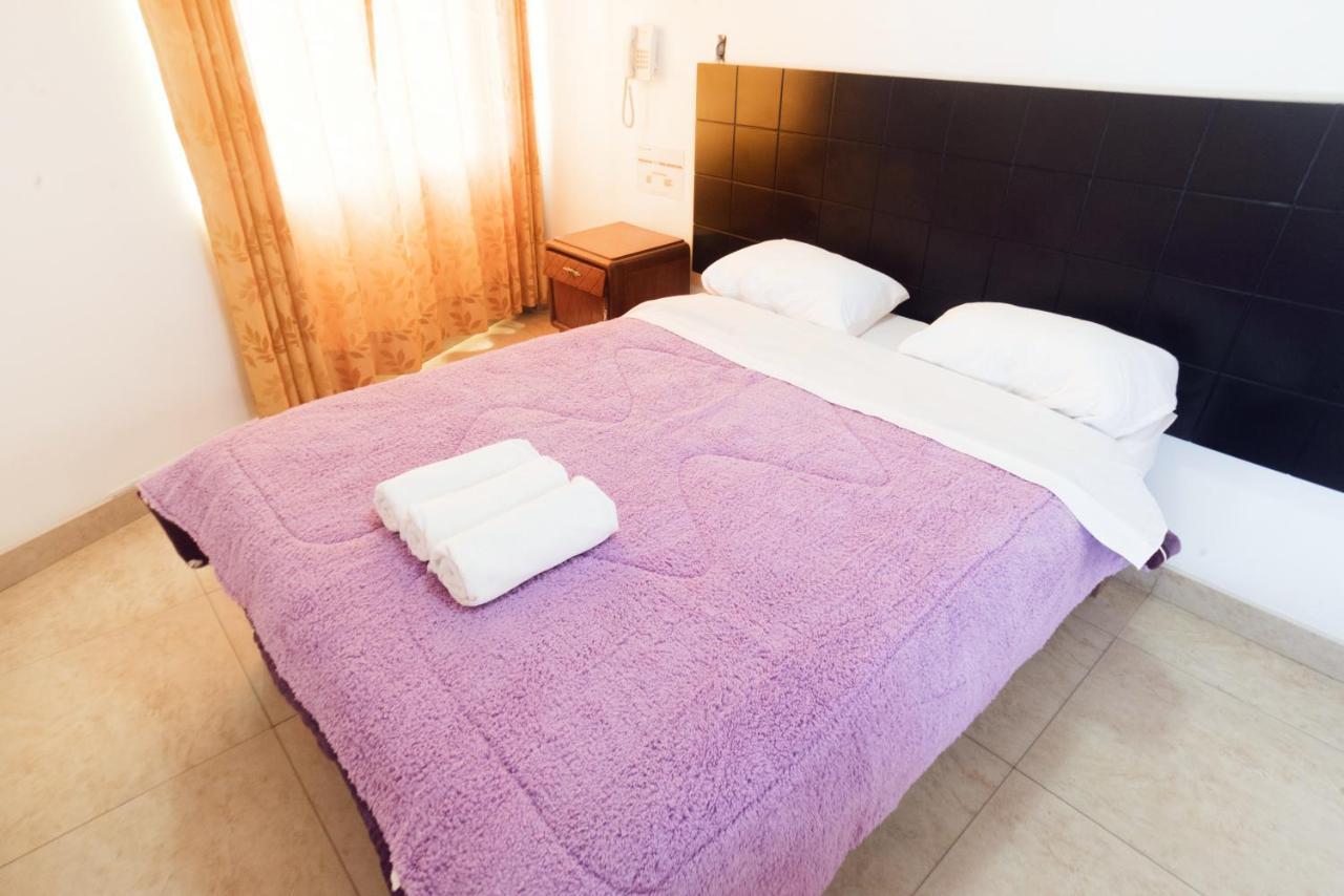 Hostal Suenos Brena Lima Buitenkant foto